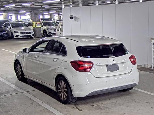 MERCEDES BENZ A CLASS 2016