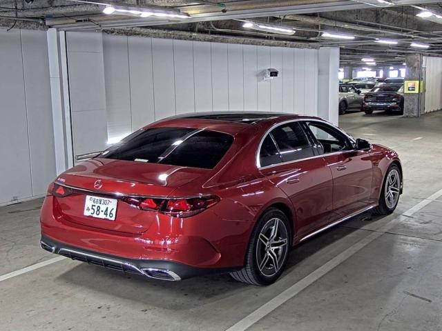 MERCEDES BENZ E CLASS 2024