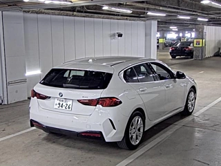 BMW 1 SERIES 2024