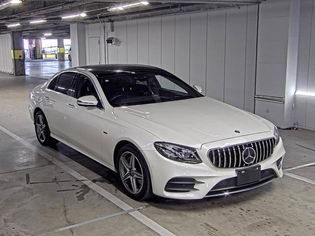 MERCEDES BENZ E CLASS 2020