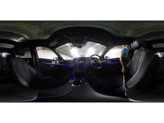 MERCEDES BENZ E CLASS 2020