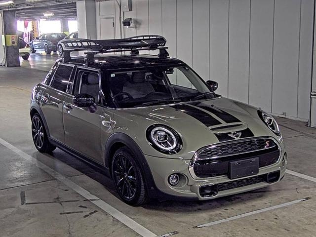 BMW MINI 2020