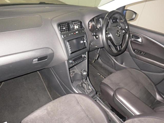 VOLKSWAGEN POLO 2017