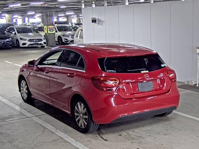 MERCEDES BENZ A CLASS 2016