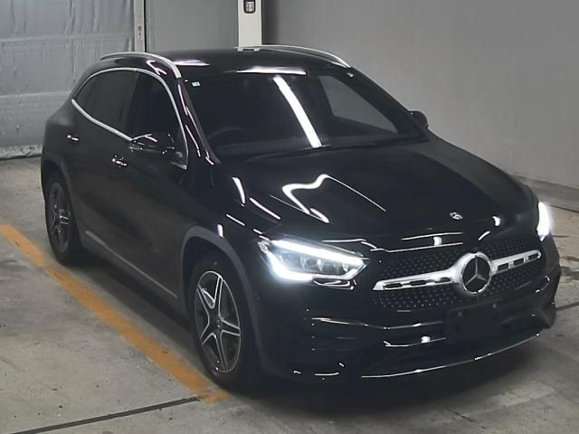 MERCEDES BENZ GLA CLASS 2020