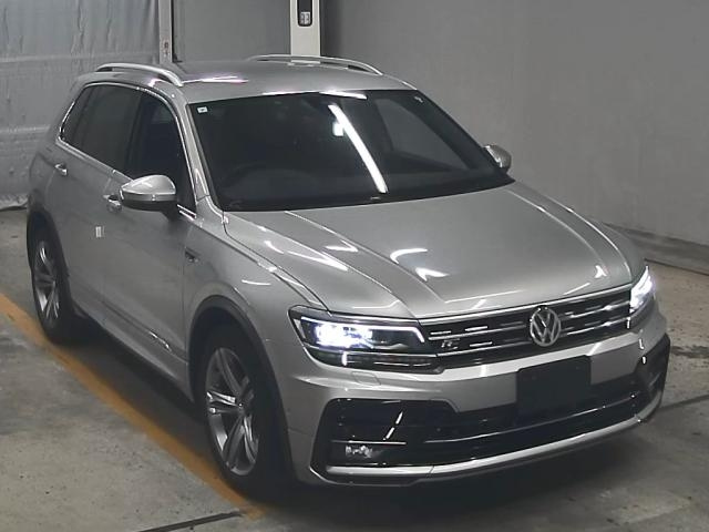VOLKSWAGEN TIGUAN 2019