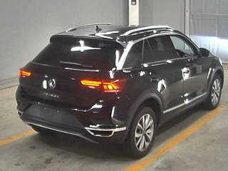 VOLKSWAGEN T-ROC 2022