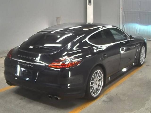 PORSCHE PANAMERA 2012