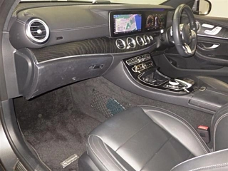 MERCEDES BENZ E CLASS 2019