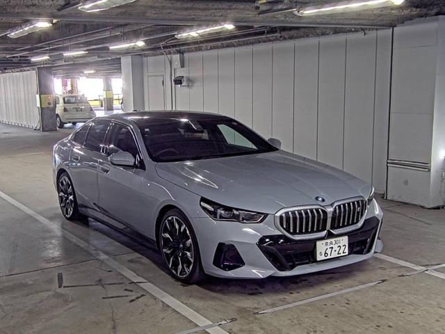 BMW i5 2023