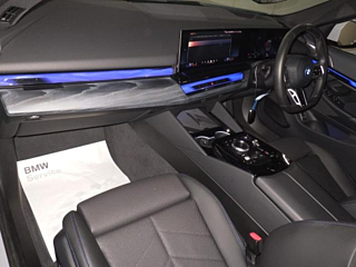 BMW i5 2023