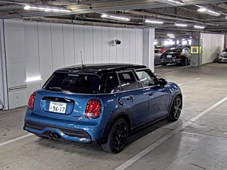 BMW MINI 2022