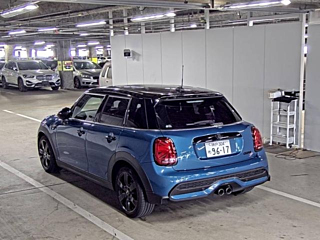 BMW MINI 2022