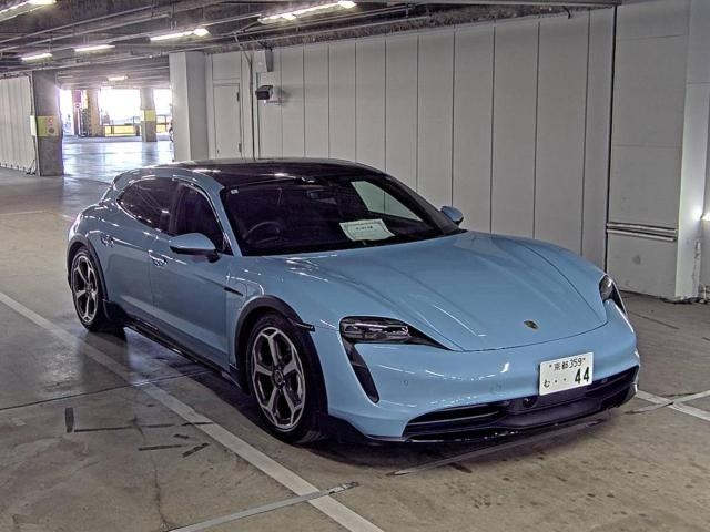 PORSCHE TAYCAN 2024