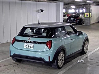 BMW MINI 2024