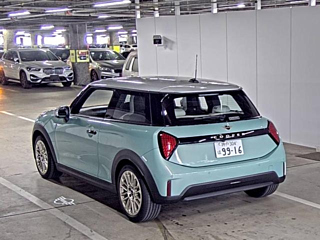 BMW MINI 2024
