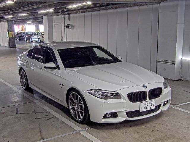 BMW 5 SERIES 2016