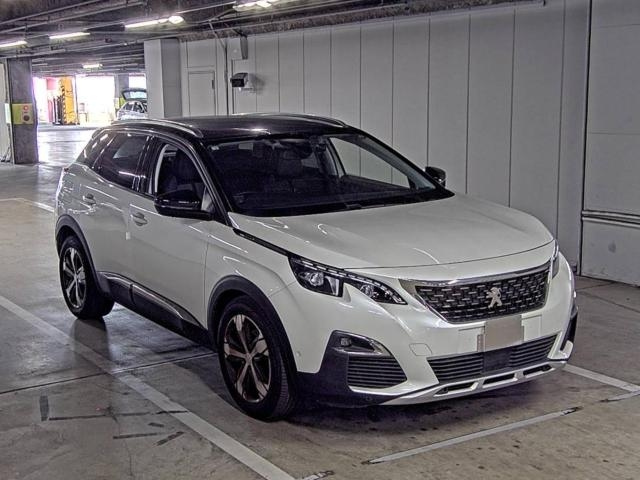 PEUGEOT 3008 2018