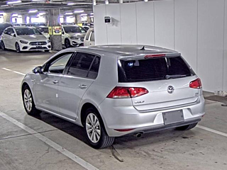 VOLKSWAGEN GOLF 2015