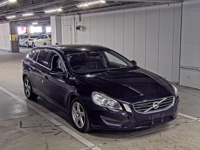 VOLVO V60 2013