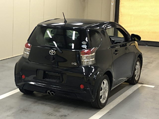 TOYOTA IQ 2009