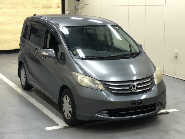 HONDA FREED 2009