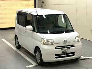 DAIHATSU TANTO 2008