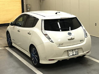 NISSAN LEAF 2015