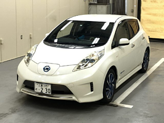 NISSAN LEAF 2015