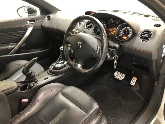 PEUGEOT RCZ 2015