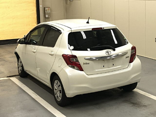 TOYOTA VITZ 2014