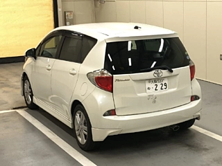 TOYOTA RACTIS 2012