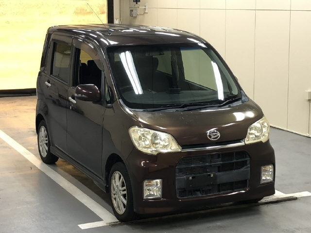 DAIHATSU TANTO EXE 2010