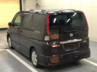 NISSAN SERENA 2010