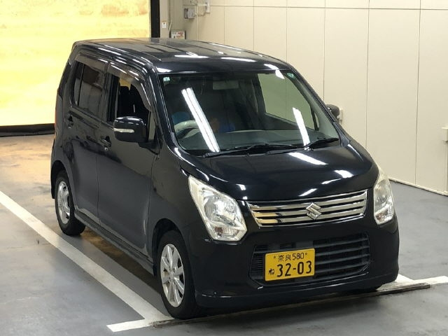 SUZUKI WAGON R 2013