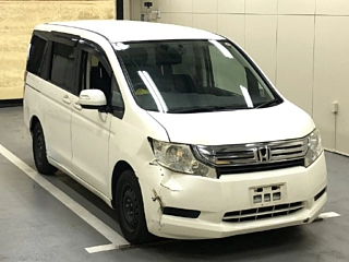 HONDA STEP WAGON 2010