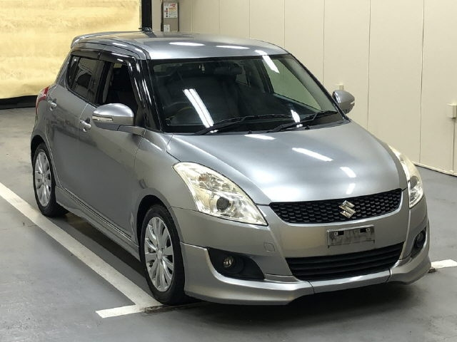 SUZUKI SWIFT 2012
