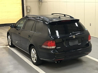 VOLKSWAGEN GOLF VARIANT 2010