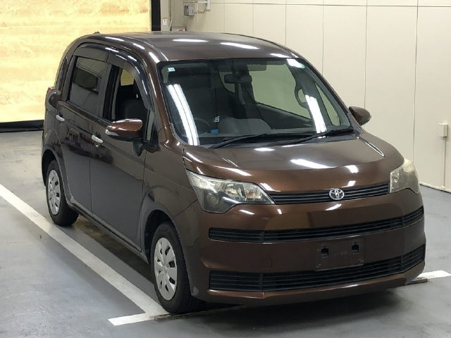 TOYOTA SPADE 2014