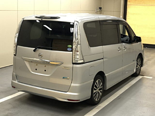 NISSAN SERENA 2015