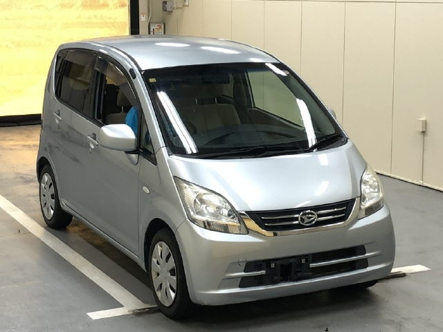 DAIHATSU MOVE 2010