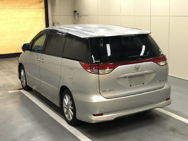 TOYOTA ESTIMA 2009