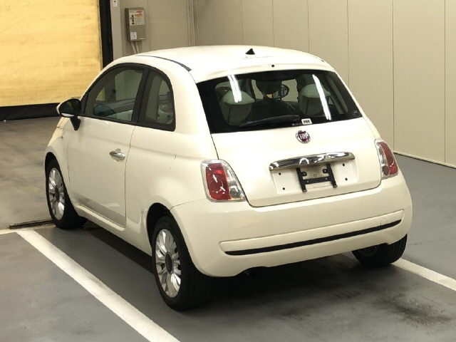 FIAT 500 2015