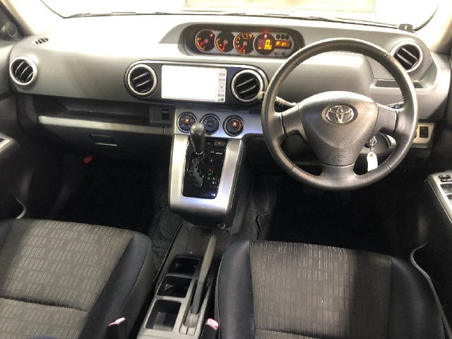 TOYOTA COROLLA RUMION 2010