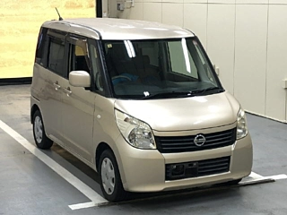 NISSAN ROOX 2010