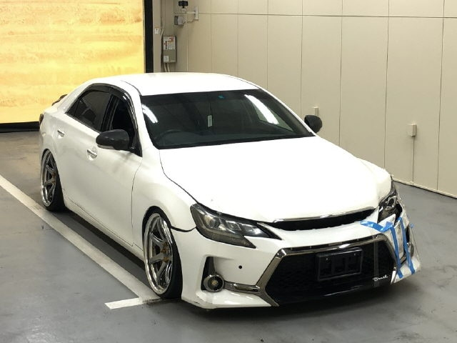 TOYOTA MARK X 2010