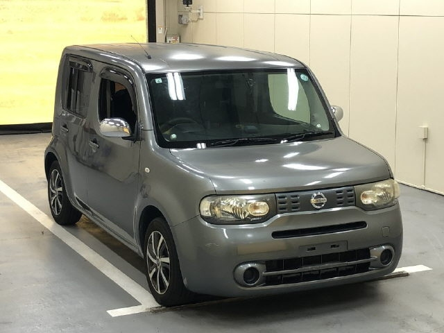 NISSAN CUBE 2010