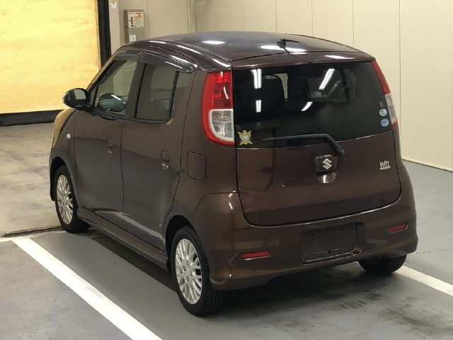 SUZUKI MRWAGON 2010