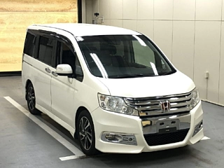 HONDA STEP WAGON 2010