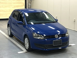 VOLKSWAGEN POLO 2012